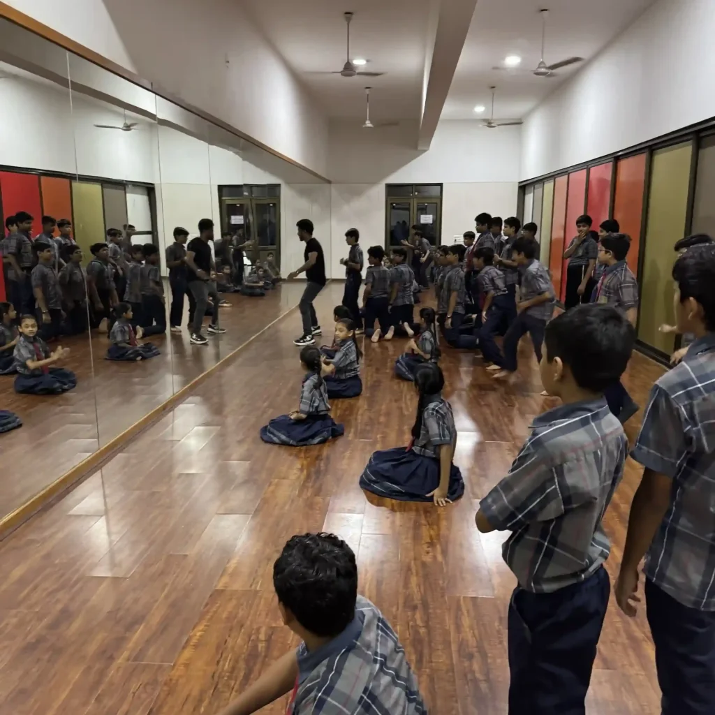 DANCE ROOM (1)_10_11zon